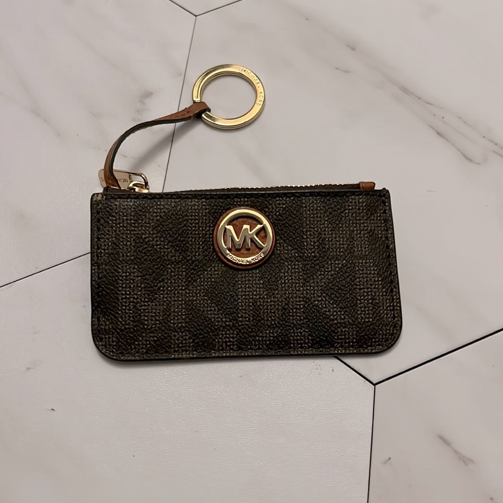 New Michael kors coin keychain